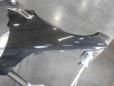 Guardabarros delantero izquierdo usado se adapta a: BMW 750I 2018 delantero izquierdo grado A Foto 1 de 4