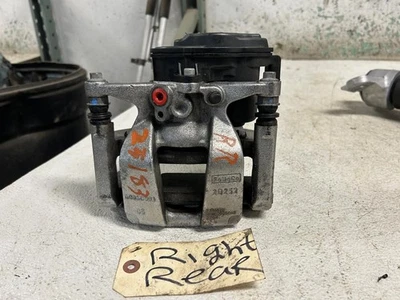 Pinza de freno trasera lado derecho pasajero Lincoln Aviator 2025 OEM con soporte  Foto 1 de 4