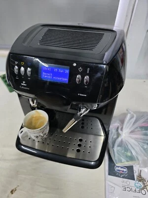 SAECO Office One SUP028R Tchibo Cafissimo Kapselmaschine mit Kapseln - Bild 1 von 4