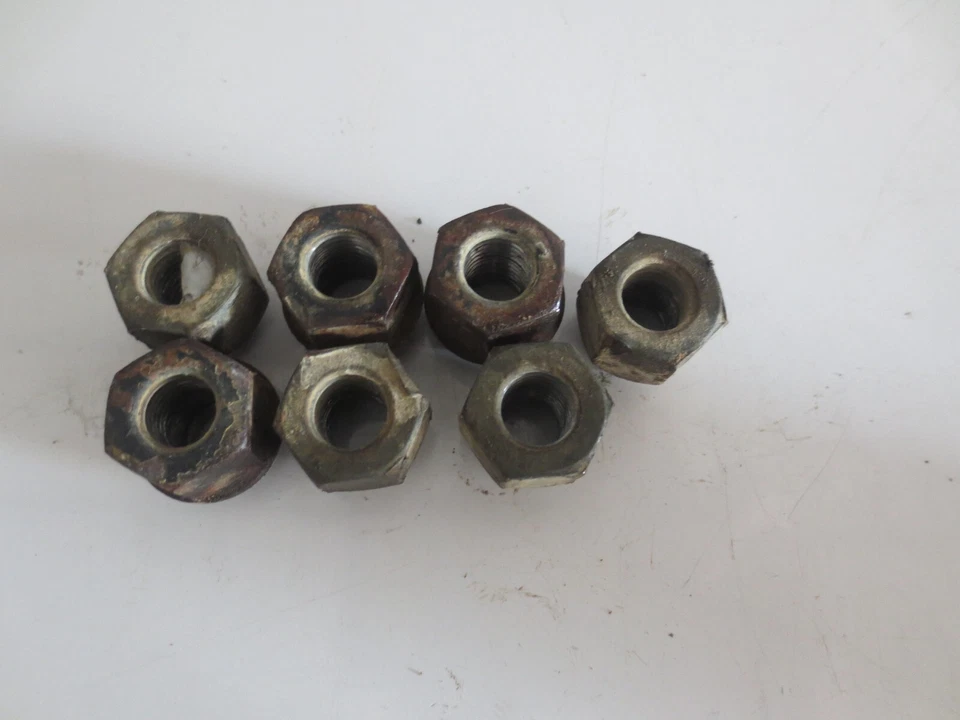 Yamaha Bruin 350 2006 4x4 ATV usado OEM 7 tuercas de rueda Foto 1 de 1