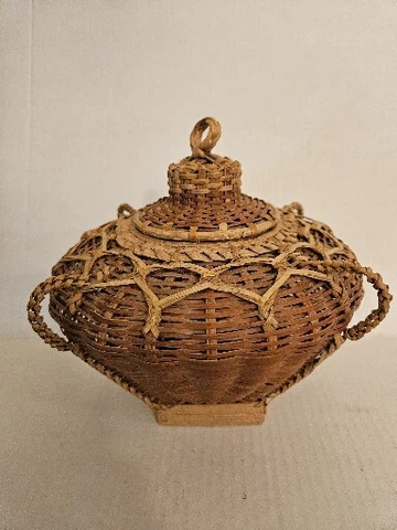 Folk Art Basket Wonderful Craftmanship-free Shipping Cover