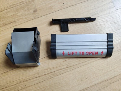 Husky one-hand latch tool box salvage parts - Image 1 of 3