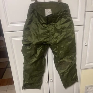 Vintage Extreme Cold Weather Trousers Impermeable Alpha Industries Large 35-38 - Picture 1 of 10