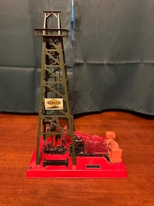 Vintage Postwar Lionel No. 455 Operating Oil Derrick - Picture 1 of 9