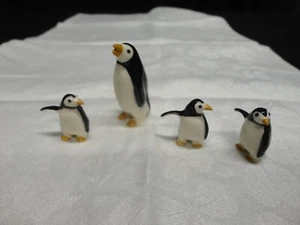 Hagen Renaker miniatura porcellana pinguini casa delle bambole statuina vintage 1989 - Foto 1 di 3