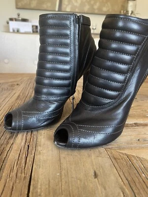 Alexander McQueen Black Lamb Leather Studded Ankle Boots Size 38 - Image 1 of 4