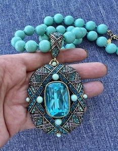 A Amazing large pendant with a blue stone by Heidi Daus and elegant blue beads. - Picture 1 of 5