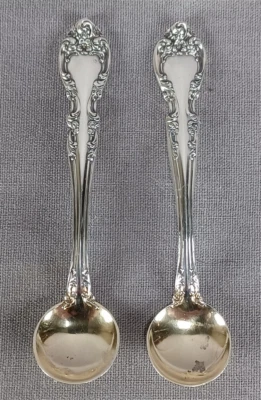 Pair of Vintage Gorham Gold Washed Melrose Pattern Sterling Silver Salt Spoons - Image 1 of 4