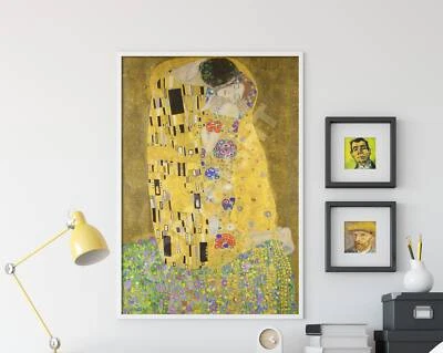 Controversial Gustav Klimt Painting The Kiss Fine Quality Gicle Art Print - Image 1 of 3