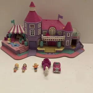 Polly Pocket Magical Mansion Pollyville Bluebird 1994 Figur Auto Pferd - Bild 1 von 9