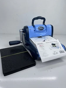 Sizzix BIGkick Die-Cutting & Embossing Machine Model 02 w/ Platform accessories  - Picture 1 of 6