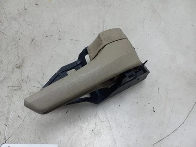 11 MANIJA PUERTA INTERIOR DERECHA PASAJERO TRASERO TOYOTA SIENNA Foto 1 de 4