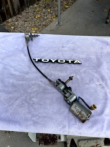 Toyota FJ40 Land Cruiser Wiper Motor w pivot&link 9/68 - 9/74 OEM - Picture 1 of 5