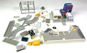 Lote de Micro Máquinas Galoob Accesorios Vintage Años 80’s 90’s Todo Se Muestra - Imagen 1 de 14