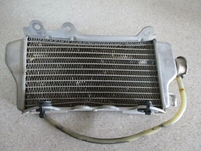 Kawasaki KX450F 2012 radiador lateral de llenado, radiador lateral derecho OEM, 39061-0571, MX84 Foto 1 de 4