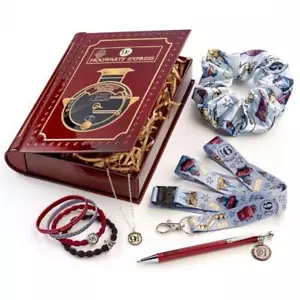 Official Genuine Warner Brothers Harry Potter Hogwarts Express Gift Tin - Picture 1 of 3