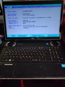 Fujitsu Lifebook N751 (17.3-inch, Intel Core i7-2670QM 2.20 GHz, 4GB RAM)