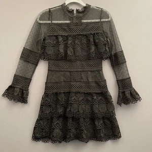 Vestido Corto Pow Moda Talla Adolescente Pequeño Negro Encaje Capas Miércoles Gótico - Imagen 1 de 12