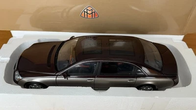 Maybach 62 braun gold metallic 1:18 OVP - Bild 1 von 4