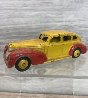 RARE Dinky Toys 39E Chrysler Royal Sedan Two-Tone Yellow & Red Diecast Car 1:43 - Image 1 of 4
