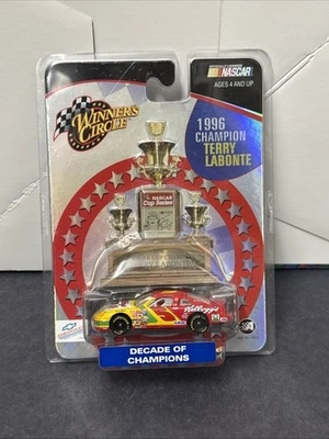 1996 Terry Labonte #5 Kelloggs Decade Of Champions 1:64 NASCAR Diecast NEW - Image 1 of 3
