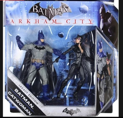 Batman Legacy - BATMAN & CATWOMAN (VERSIONES EN COLOR) - ARKHAM CITY / ORIGEN DEL ASILO Foto 1 de 4