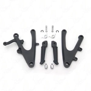 Black Front Rider Foot Pegs Bracket For Yamaha YZF R1 YZF-R1 04-06 05 - Picture 1 of 4