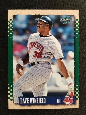 1995 Score - #80 Dave Winfield - Image 1 of 4