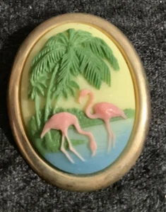 Vintage 2 Pink Flamingo & Palm Tree Tropical Cameo Resin, Gold Bezel - Picture 1 of 4