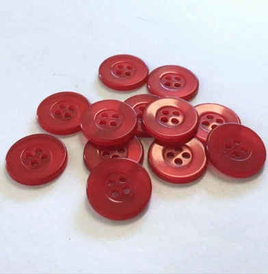 24 Red Plastic Translucent Buttons 4-Hole Sew Through Sewing 18 mm #RE16 - Image 1 of 4