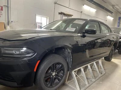 Conjunto de bomba y motor ABS usado se adapta a: Dodge Charger Pump 2019 sin crucero adaptativo Foto 1 de 4