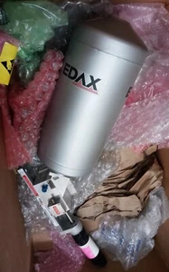 EDAX SEM EDS modello Tescan 5136XM con cavi e manuali - pulito - Foto 1 di 10