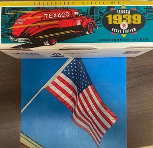 Ertl Texaco 1939 Dodge Airflow Tanker Truck Collector's Series 10 - Bild 1 von 4