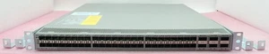 Cisco Nexus N9K-C93180YC-EX 48x 10/25G SFP + 6x 40/100G QSFP28 Port F2B 1U Przełącznik - Zdjęcie 1 z 9