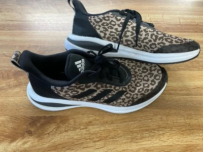 Adidas Cloudfoam Zapatillas Estampado Leopardo Mujer Talla 5 (usadas dos veces) Foto 1 de 4