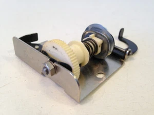 SM007 | BERNINA SEWING MACHINE PART | MINIMATIC 807 810 817 | UPPER TENSION - Picture 1 of 2