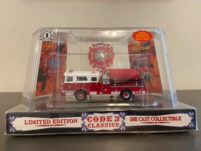 1/64 Code 3 1979 Mack CF Pumper- Oceanic Fire Dept,  New York - Image 1 of 4