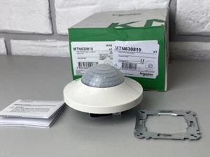 Schneider Electric MTN630819 KNX ARGUS Presence detector, polar white - Picture 1 of 4