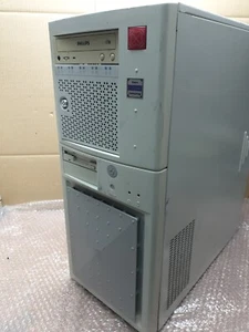 Intel L440GX Server Scheda Madre con doppio Petium 600MHz +4 HDD 18 GB SCSI - Foto 1 di 7
