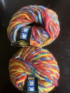 2 Balls Lion Brand Landscapes Summer Fields Super Bulky Wool/Acrylic 50 gr ea - Picture 1 of 5