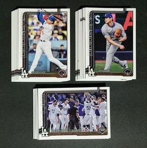 2025 Topps ~ Juego de 50 cartas del equipo de los Dodgers de Los Ángeles ~ Serie 1 y 2 con LLs y actualización - Imagen 1 de 5