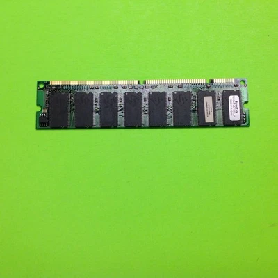 Memoria RAM de acceso aleatorio Spectek P8M648YLE-100CL3A 9949 M1/N12685 Foto 1 de 3