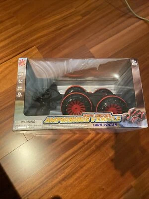 Amphibious RC Stunt Car 2.4Ghz 4WD Water & Land Remote Control Vehicle Toy Kids - Image 1 of 4