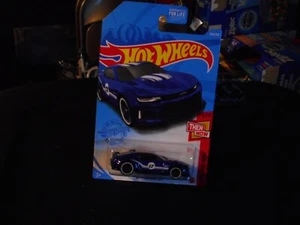2021 HOT WHEELS 2017 CAMARO ZLI WITH #17 ON DOOR IN BLUE COLOR NICE!!! - Bild 1 von 1
