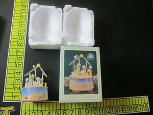 Colección Precious Moments - Come Let Us Adore Him - Enesco #612782 (Musical) - Imagen 1 de 10