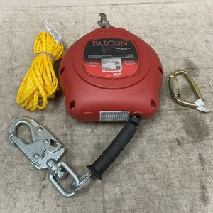 HONEYWELL MILLER MP30G-Z7/30FT Self-Retracting Lifeline - Picture 1 of 3