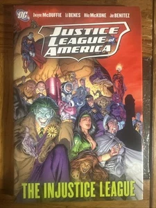 Justice League of America #3 (DC Comics August 2008) - Picture 1 of 2