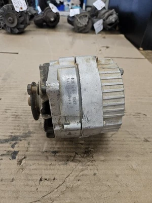 1964 Oldsmobile Chevy GM 1100663 37 ампер генератор переменного тока Delco Remy 12 В датированный 3M3 - Изображение 1 из 4