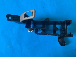 2014 SUBARU IMPREZA INTEGRATED CONTROL MODULE BRACKET OEM 88283FJ100 - Picture 1 of 9