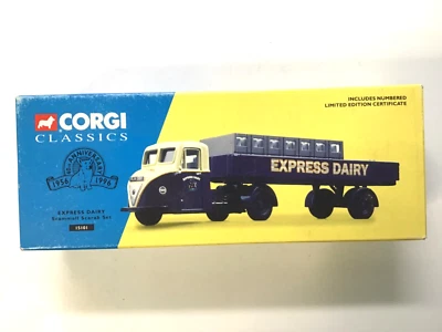 CORGI CLASSICS #15101 EXPRESS DAIRY SCAMMELL SCARAB SET 1:50 SCALE - Image 1 of 3